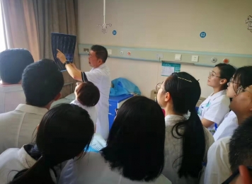 罗才贵教学查房1